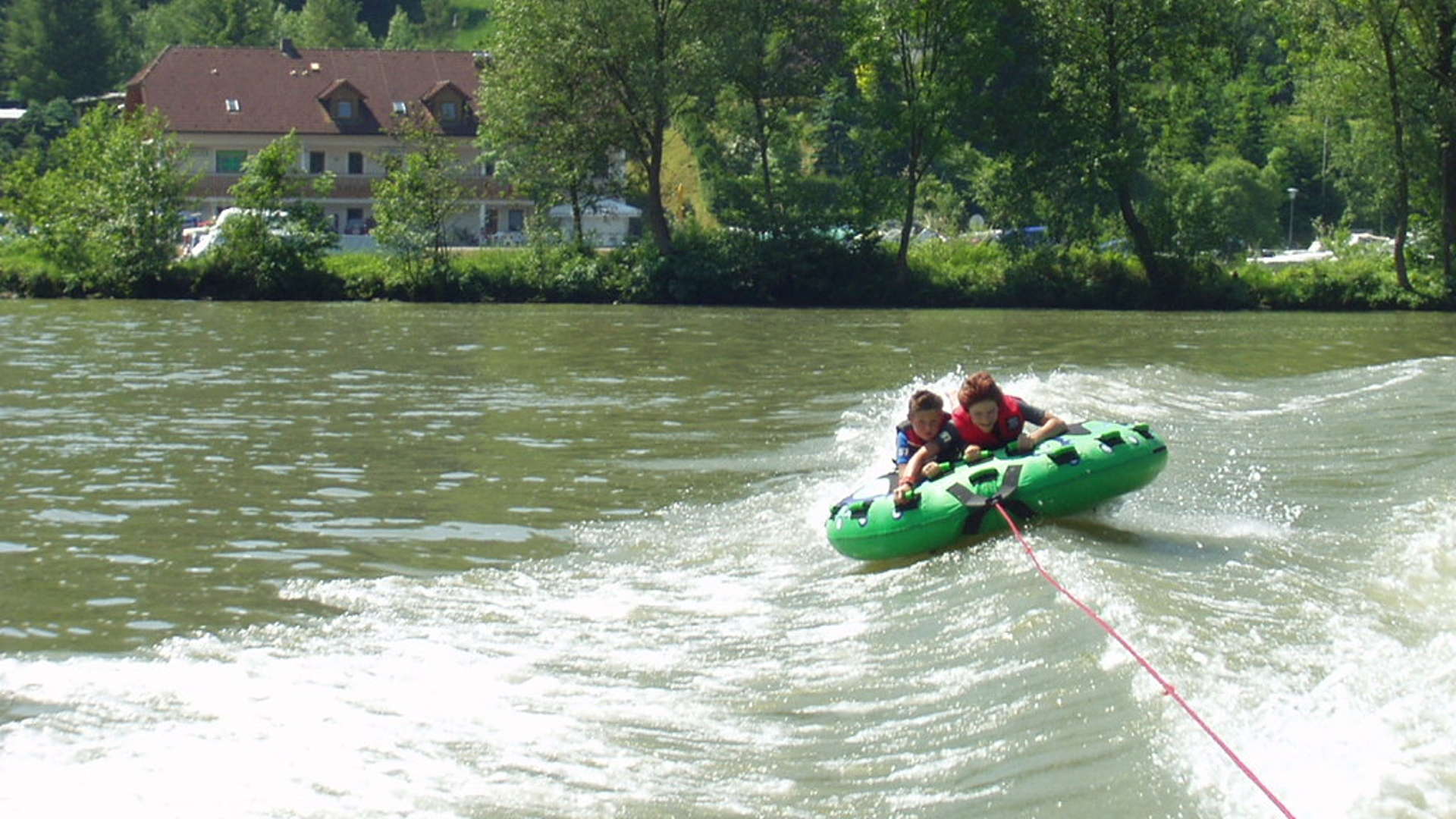 Wassersport auf der Donau